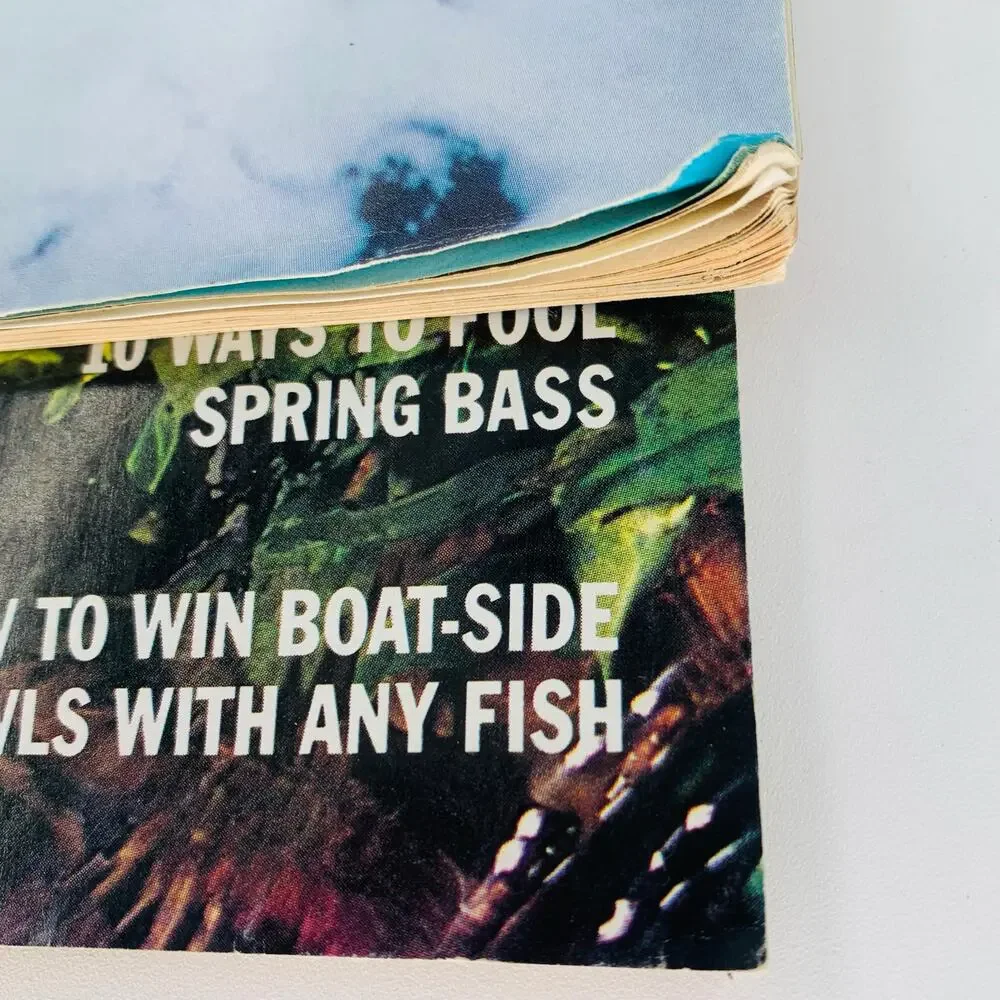 Outdoor Life Magazine Lot Of 2 Vintage 1992 Deer Hunting Trout Bass Ice Fishing